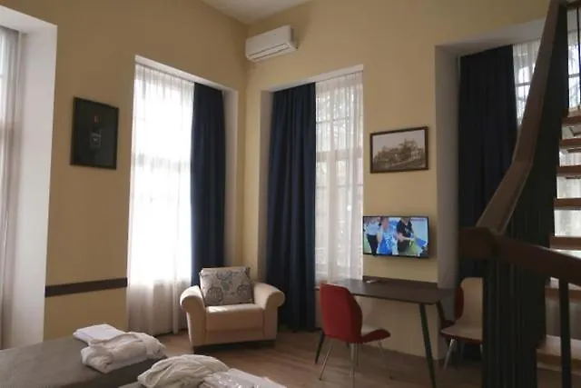 Opera Garden Apartment In Tbilisi Center